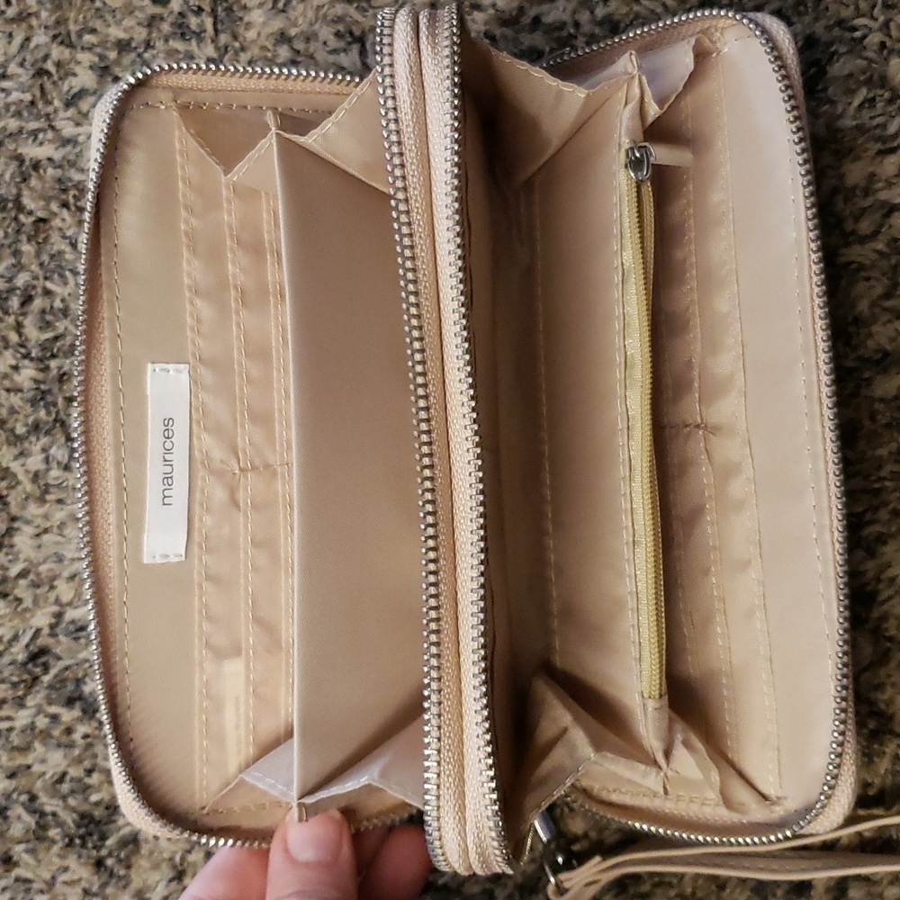Maurice's wallet - Picture 4 of 4
